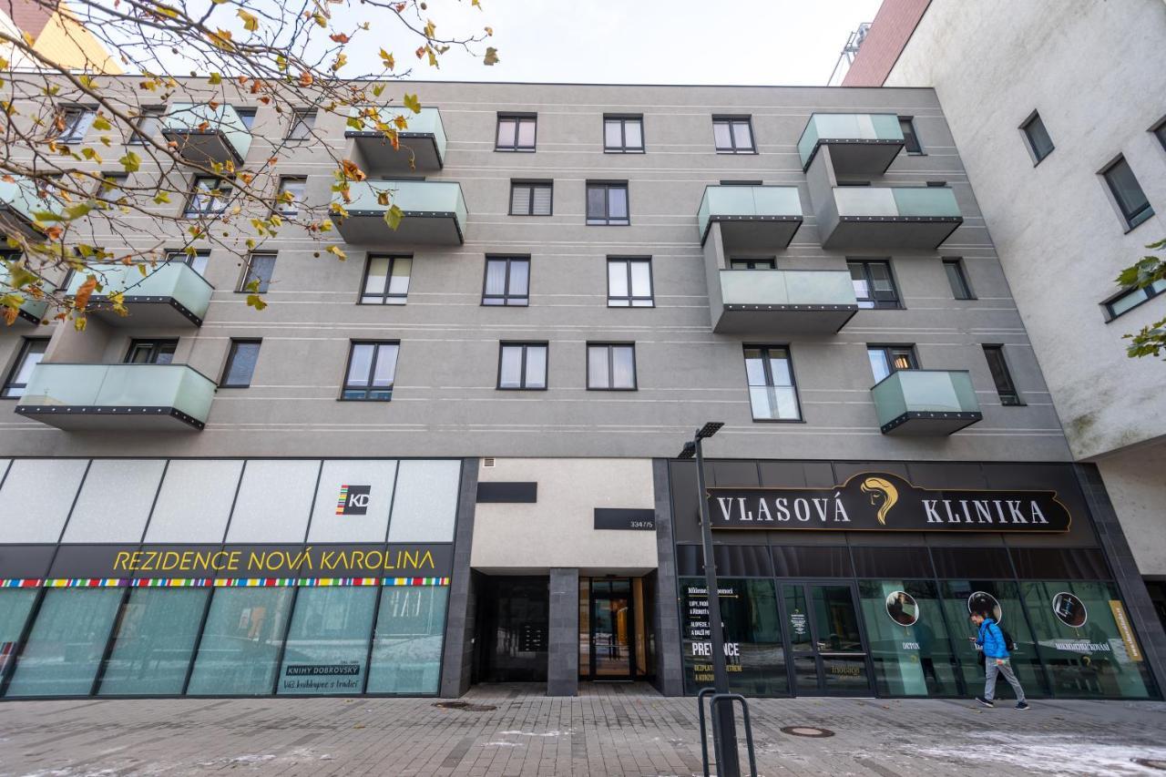 Nova Karolina Apartment Ostrava Bagian luar foto