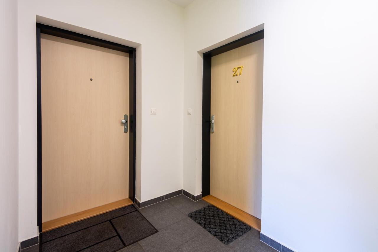 Nova Karolina Apartment Ostrava Bagian luar foto